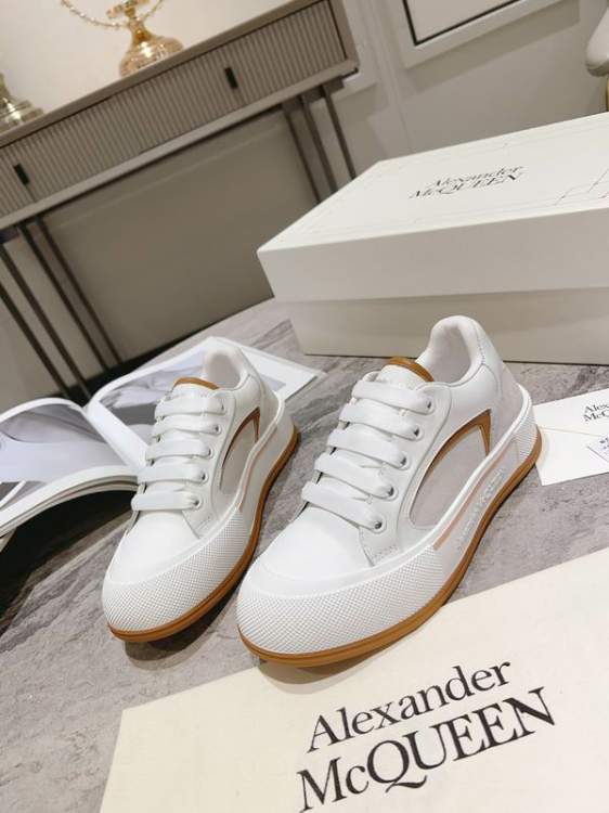 Picture of Alexander McQueen Shoes _SKUAlexanderMcQueensz35-44mnm0104183